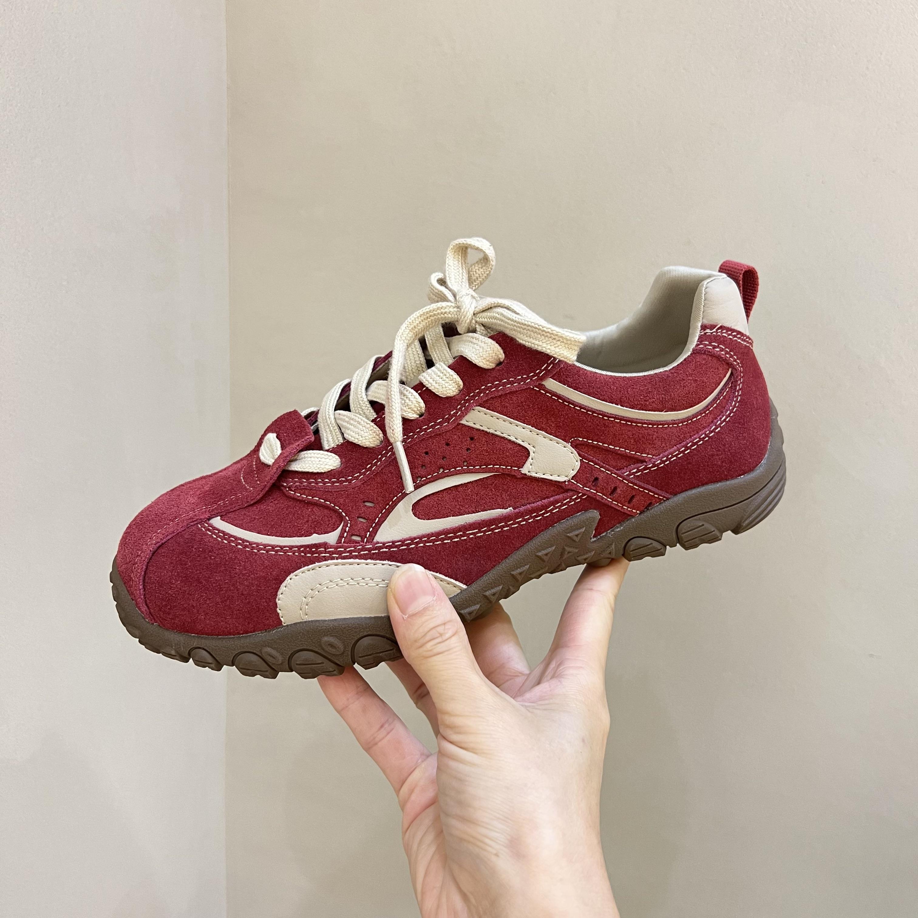 

Blue Cabinet European flat-bottomed color matching sports moral training shoes women s 2025 autumn new versatile casual running Forrest Gump shoes ti 40