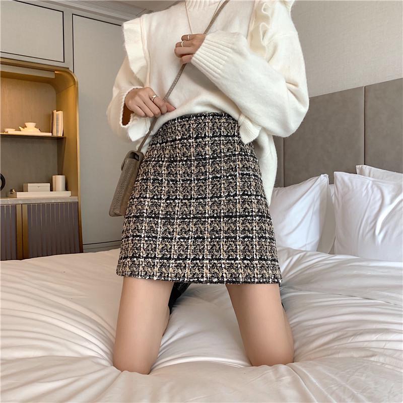 

Korean Style Plaid A-Line High Waist Woolen Skirt, Hip-Hugging Short Autumn/Winter Women s Fashion XL (Recommended 59-63kg)