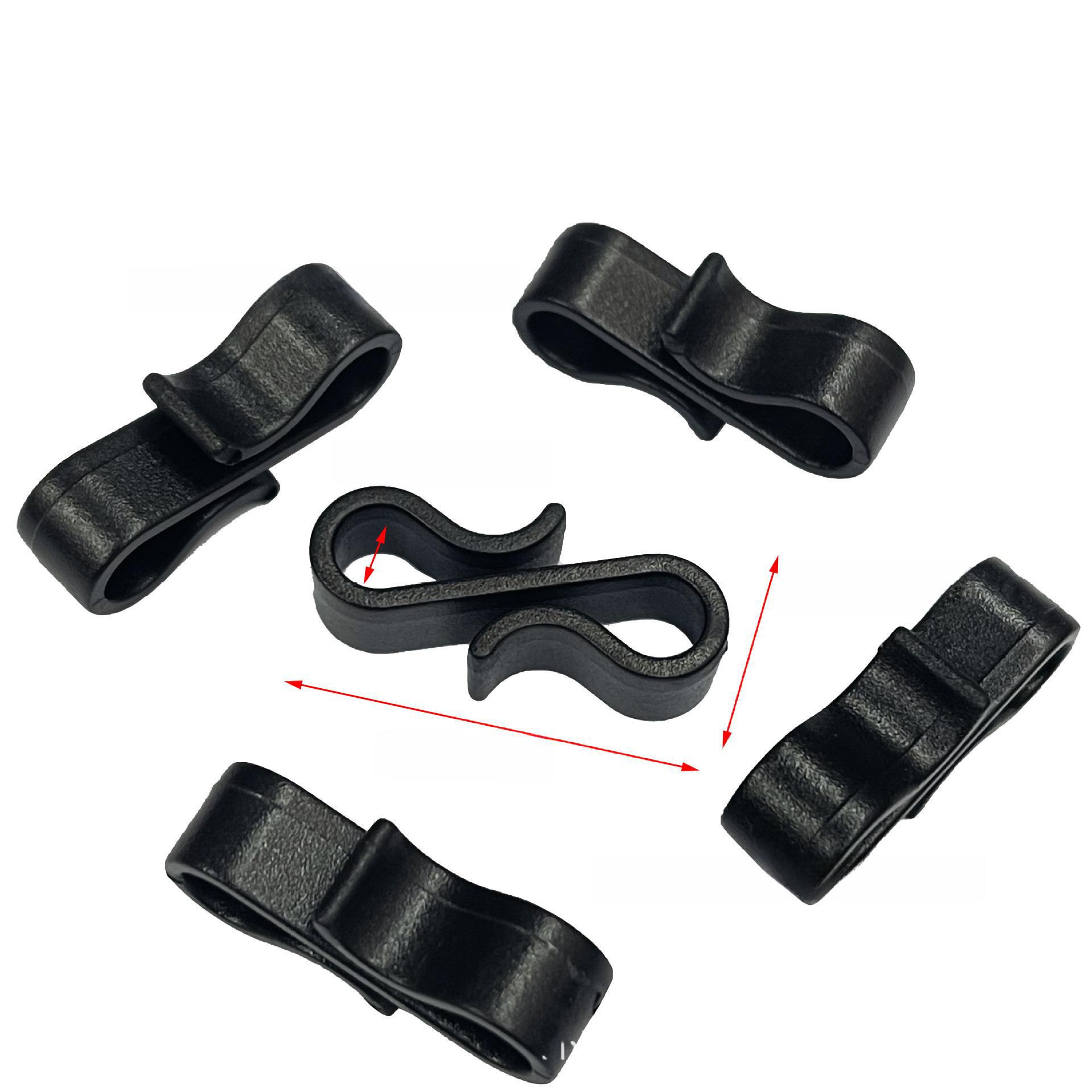 Accessorio con gancio girevole a doppia testa a forma di S in plastica con fibbia per cani e gancio per osso rotondo nero