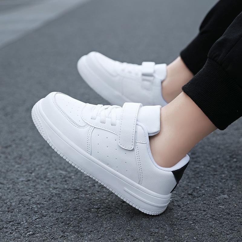 Children's casual little white shoes summer leather waterproof, non-slip and wear-resistant boys' white sports shoes spring and summer girls' board s