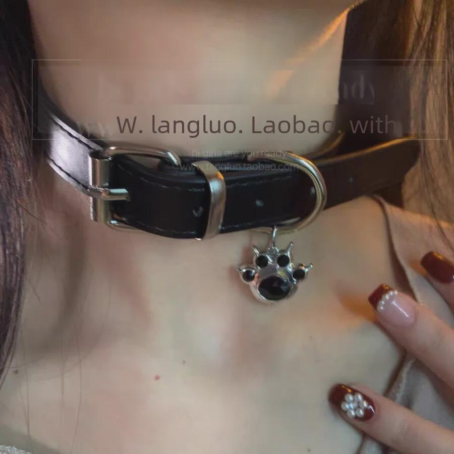 Y2K Cat Claw Pendant Choker: Trendy Leather Necklace for Hot Girls