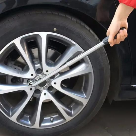 Telescopic Wheel Wrench RV Sleeve Tire Nut Socket 380-550mm Retractable Retractable Tire Nut Wrench Wheel