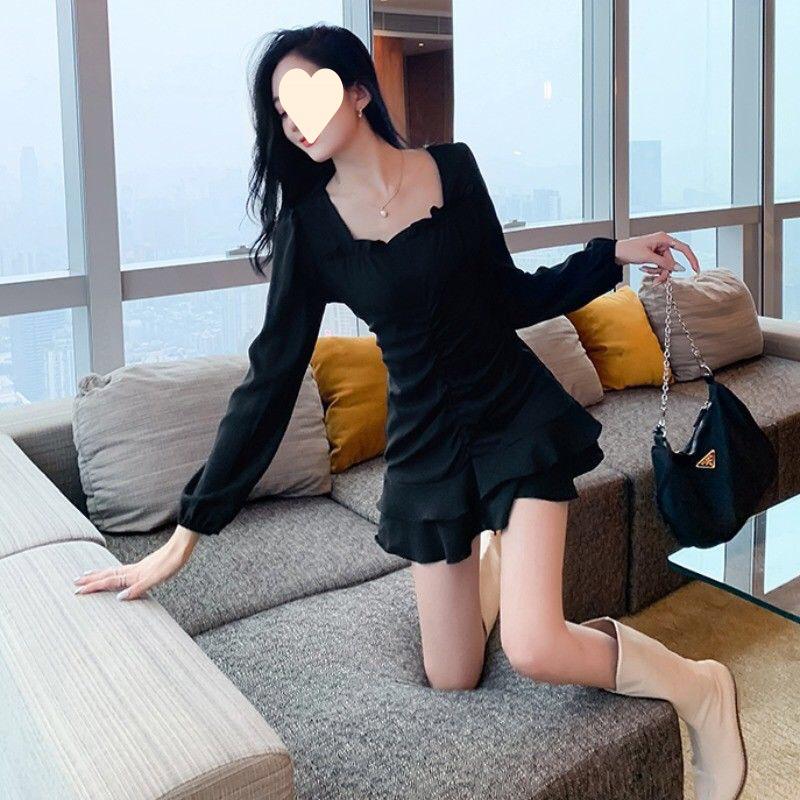 French Retro Black Slimming Waist Dress with Hepburn Style and Elegant Goddess Design