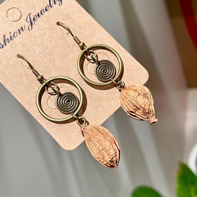 Natural tiger's eye stone series stud earrings for women Maillard exquisite retro earrings niche light luxury high-end temperament earrings