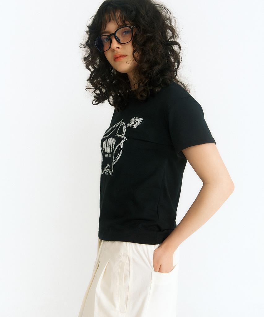Peulleoti Flirty Vintage Logo T-Shirt (Black)