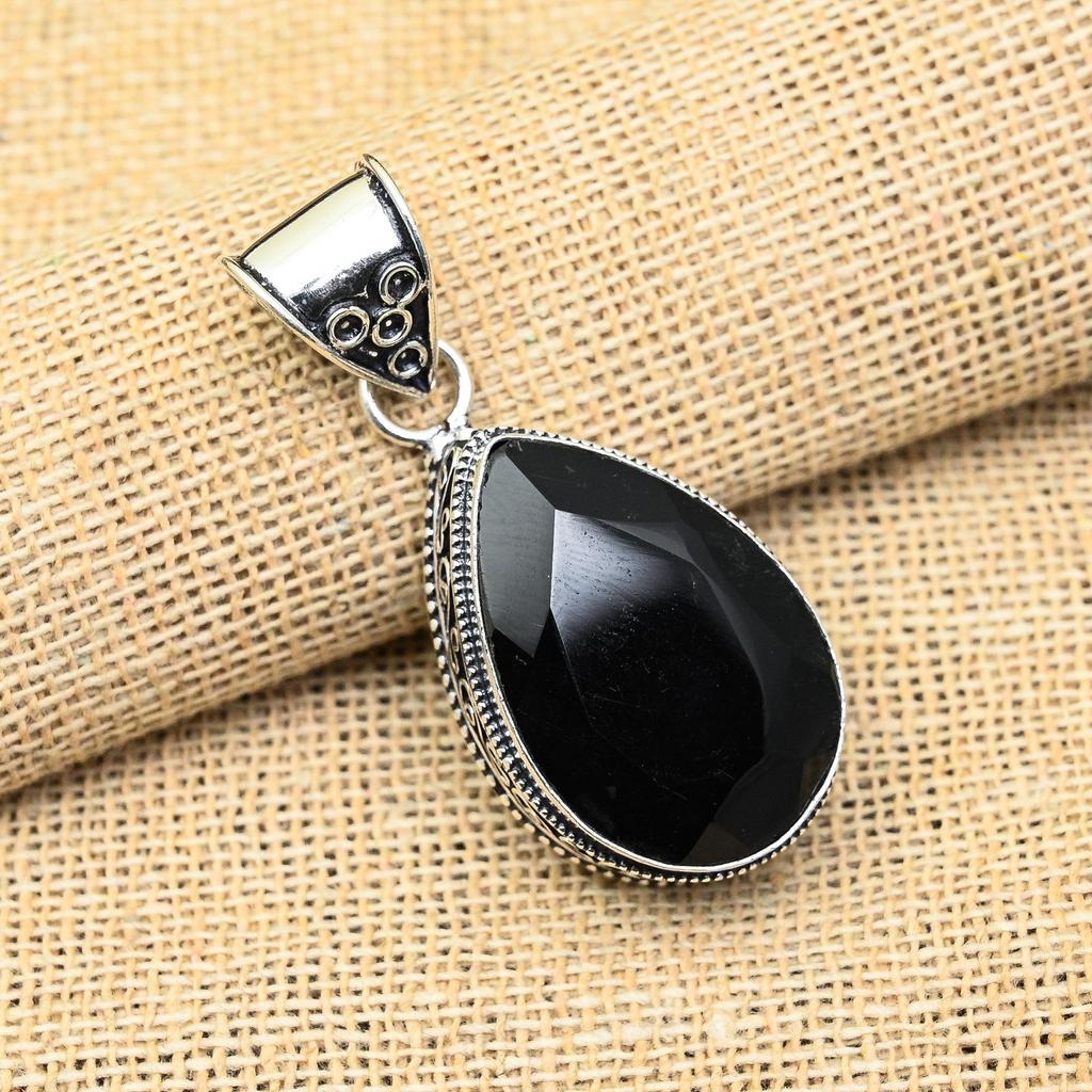 Gorgeous Black Spinel Gemstone Handmade 925 Sterling Sliver Jewelry Pendant For Women