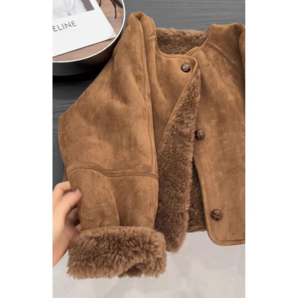 Maillard Brown Fur-Lined Coat: A Stylish High-End Piece for Late Autumn & Early Winter