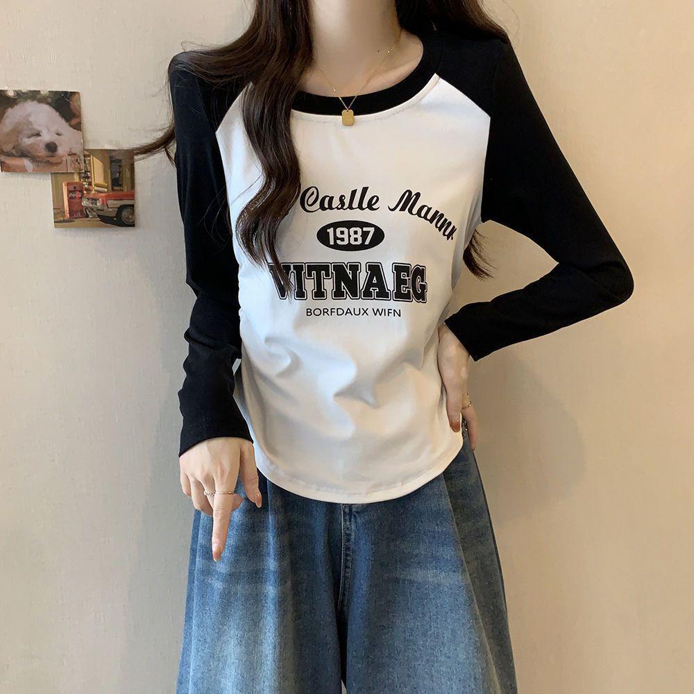 Plus Size Autumn Long Sleeve T-shirt with Retro Letter Print - Slimming and Versatile Base Layer Top