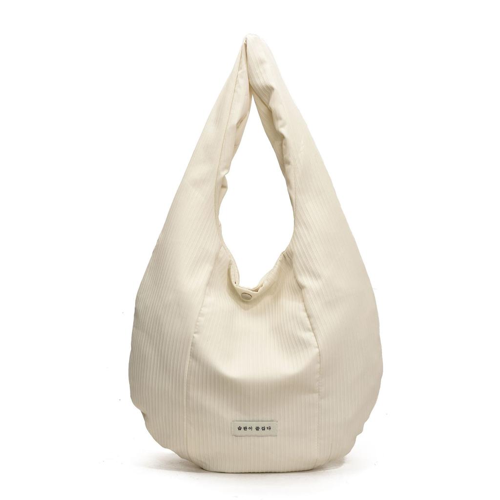 Niche casual bag women's new spring shoulder bag student commuting personality trend tote bag