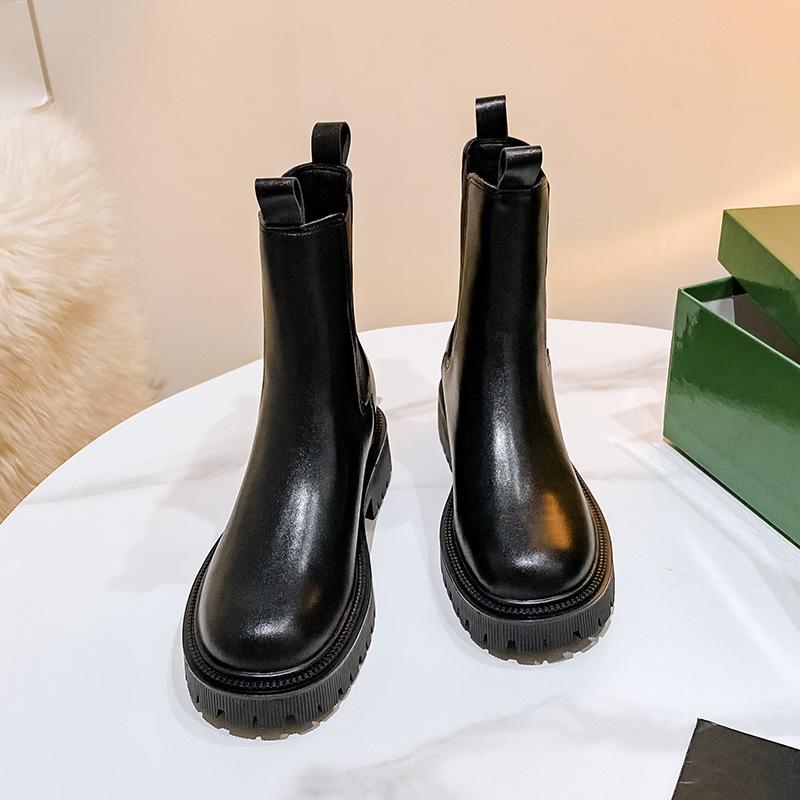Martin boots women's autumn and winter new inner height increase medium tube small boots British platform Chelsea cigarette boots