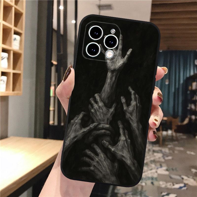 Phone Case Carcasa Funda For iPhone 17 Pro Max Air 16 15 14 13 Pro Max 15 16 Pro 15Plus Horror Anime Girl Case