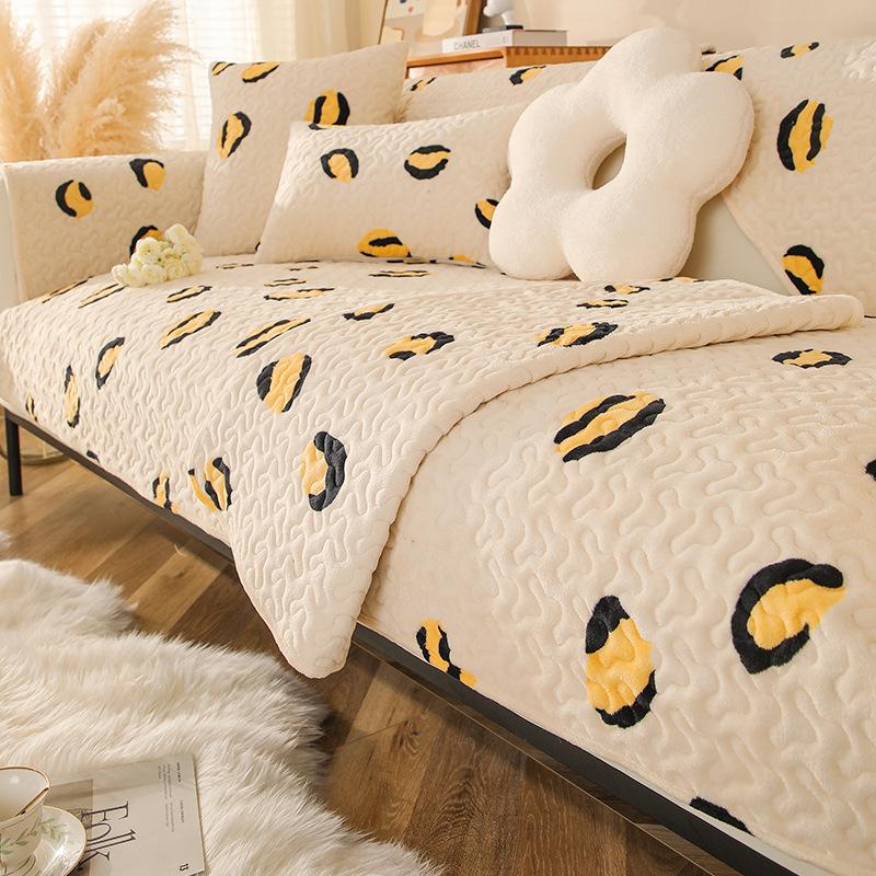 

Four Seasons Universal Milk Fiber Диванная подушка Утолщенный Чехол для дивана Плюшевый Чехол Полотенце Зима 70*70cm