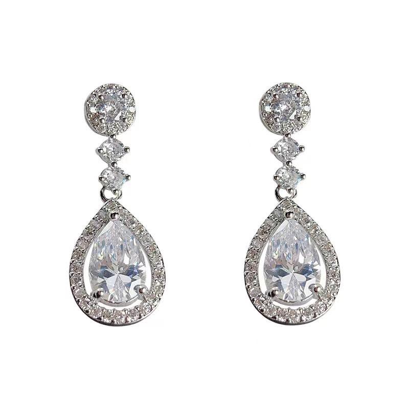 Light Luxury Water Drop Zircon Metal Stud Earrings Women'S High Sense Niche Personality Temperament Simple Versatile Fashion Earrings Earrings