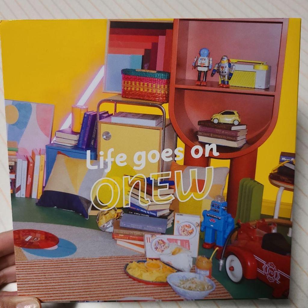 [USED] FC Limited Edition ONE W Life goes on