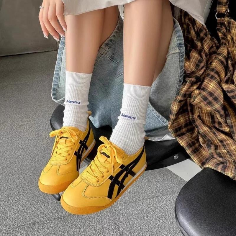 Retro Red Women's New Spring Flat-bottomed Sports Casual Women's Shoes