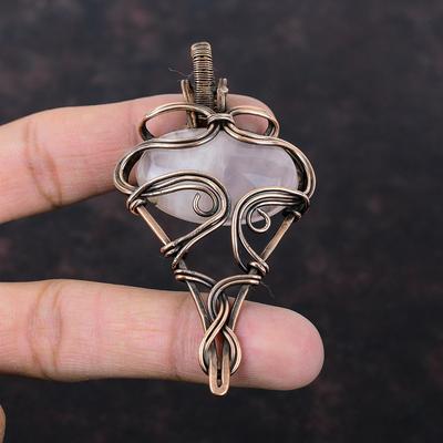 Pendente Pietra di Quarzo Rosa Avvolto in Filo di Rame Gioiello di Quarzo Rosa Pendente Fatto a Mano Pendente Nuovo di Zecca Pendente Avvolto in Filo di Rame Per Regalo