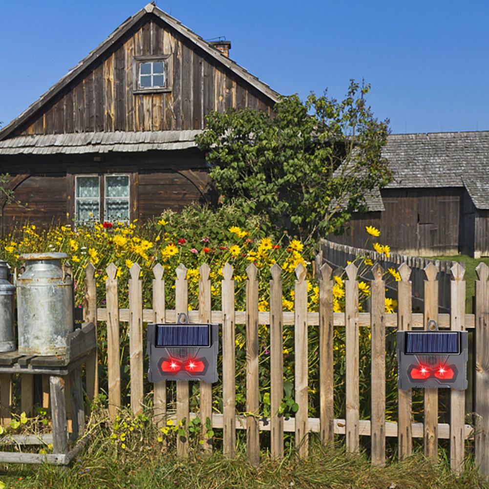 Solar Powered Ultrasonic Animal Repeller with LED Flashing Light Waterproof for Squirrels Raccoon Rabbit Fox Garden Yard Farm