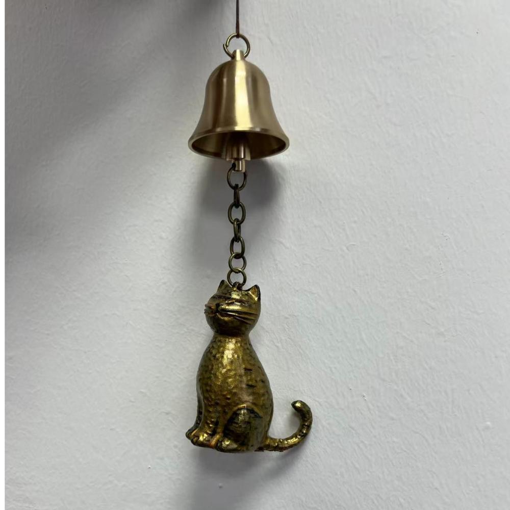 Creative Cat Wind Chime Retro Bell Decorations Unique Cat Garden Decor Yard Decor Porch Decorations Hanging Memorial Ornaments