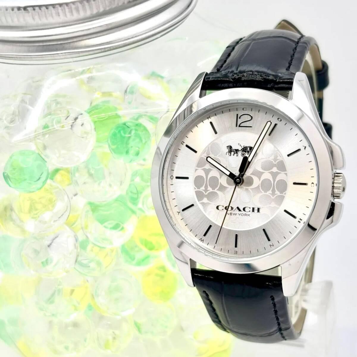 Used [Good Condition/New Battery] COACH Coach Signature Men s Watch Silver CA.141.7.95.1962 New Belt