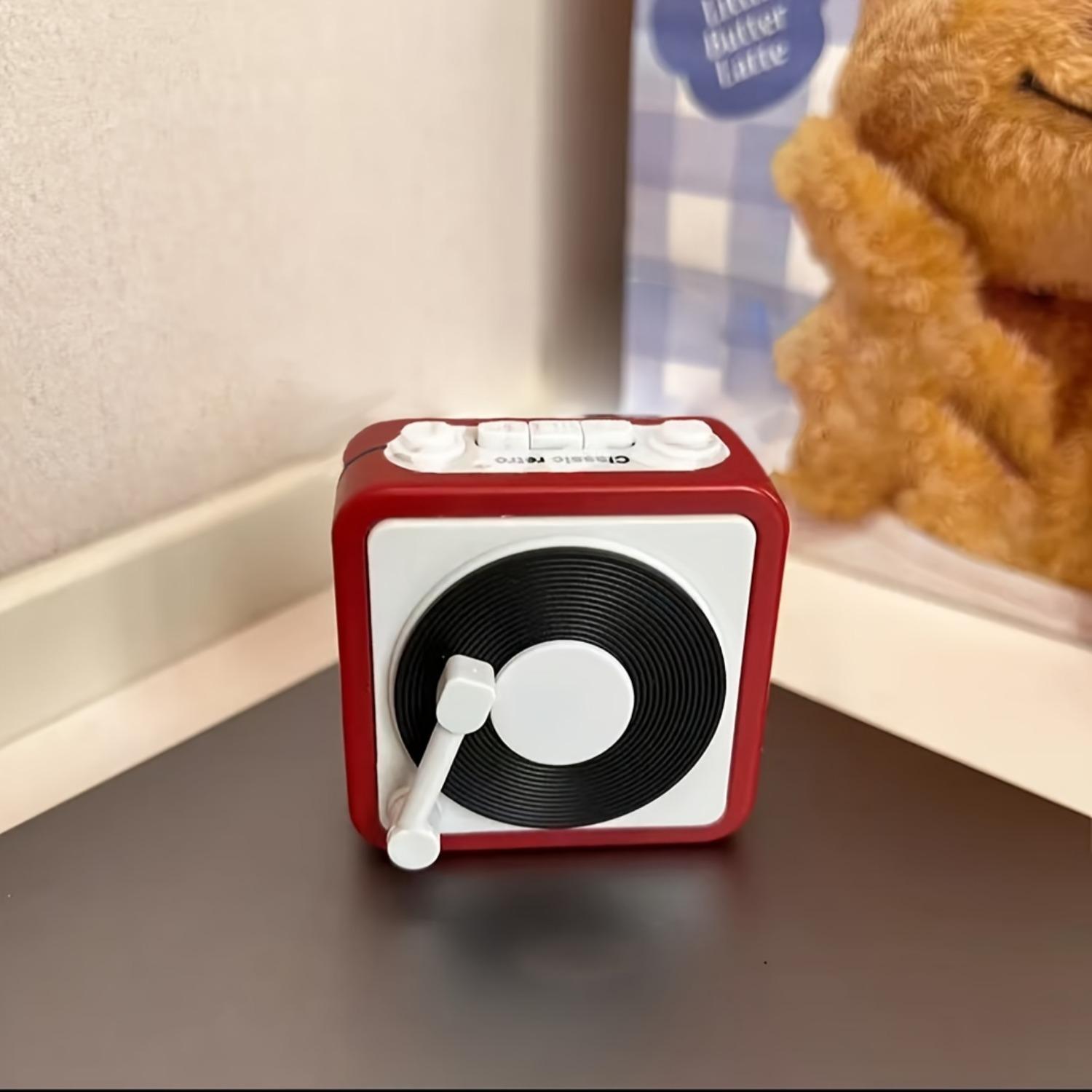 

1 шт. Ретро-брелок для музичної шкатулки – для міні-аксесуару для прямого музичного плеєра, веселий креативний подарунок, матеріал ПВХ, нетканий, без покриття – універсальний.