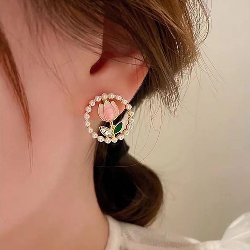 Eleagnt Flower Crystals Stone Earrings Imitation Pearls Studs for Women with Gold Plating and Green Rhinestones