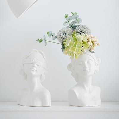 Creative Ceramic Face Art Decorative Home Accent - Modern Nordic Style Vase for Living Room | Practical & Stylish Home Decor