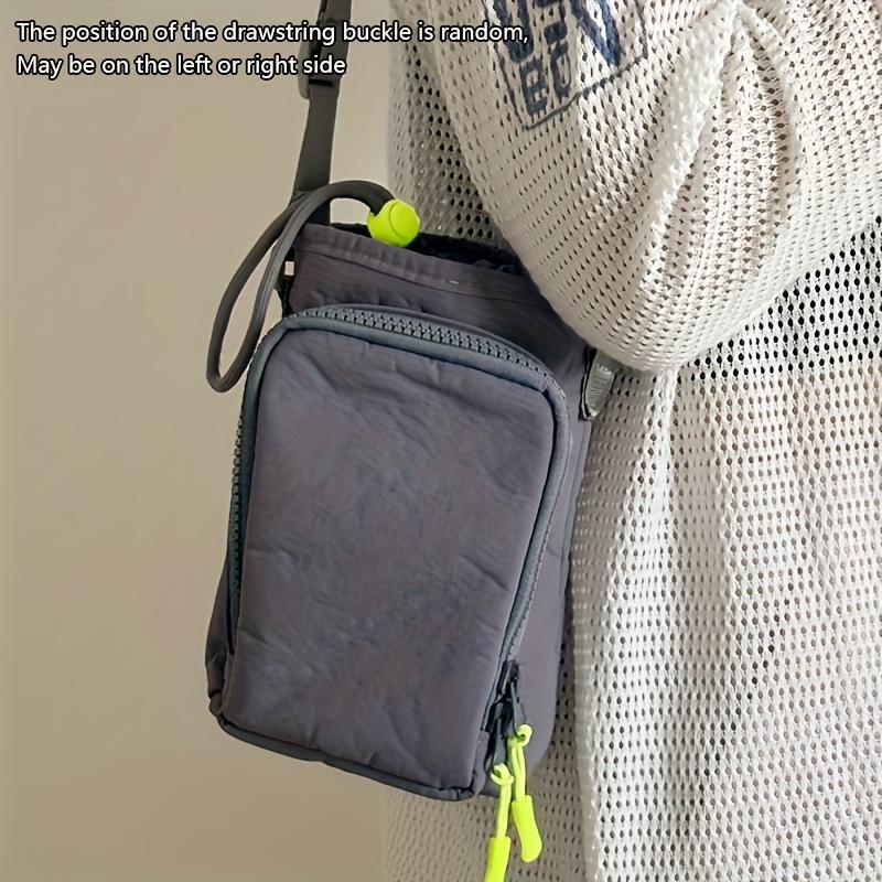 Small Water Bottle Carrier Bag with Adjustable Shoulder Strap Convenient Outdoors Water Bottle Pouch with Phone Pocket серый