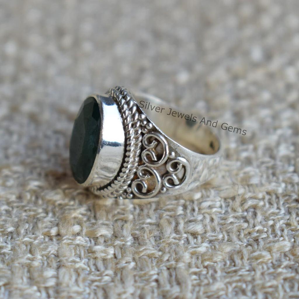 Emerald Gemstone Ring, Handmade 925 Sterling Silver Ring, May Birthstone Ring, Oval Emerald Designer Ring, Gift for her, Promise Ring
