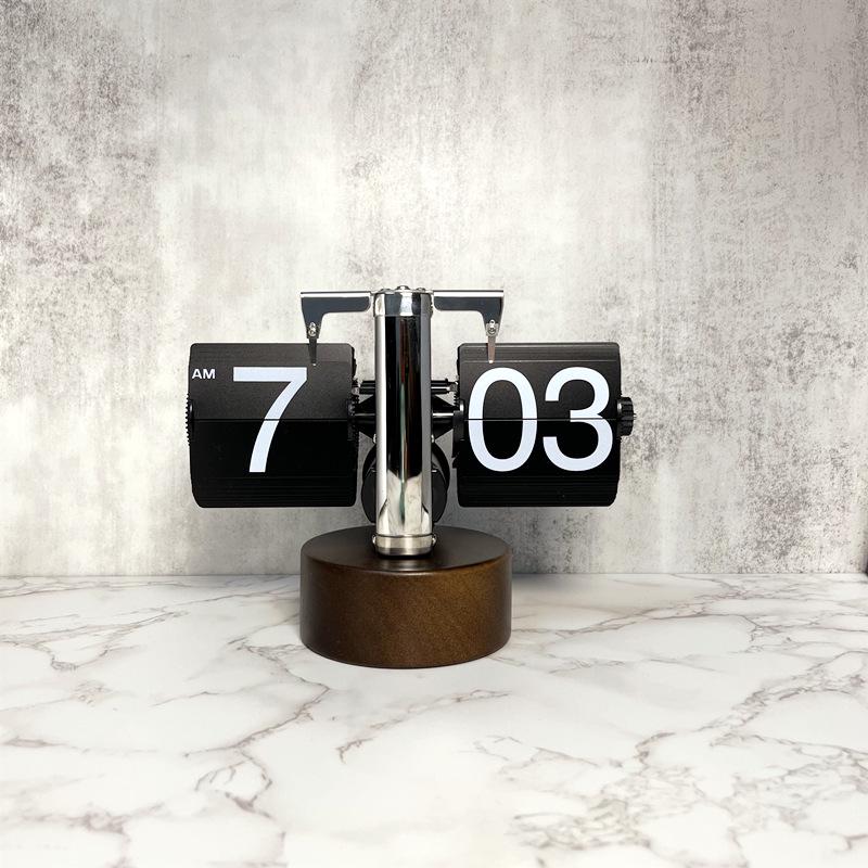 European Retro Flip Clock: Simple Desktop & Wall Design