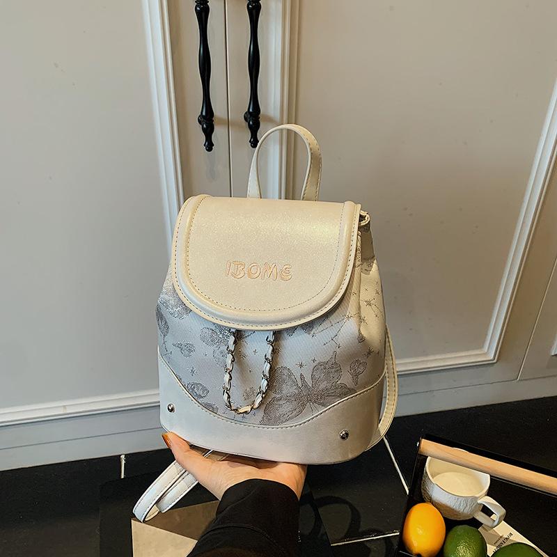 

Нишевый женский рюкзак контрастного цвета, новая летняя универсальная сумка на цепочке, изысканный маленький рюкзак