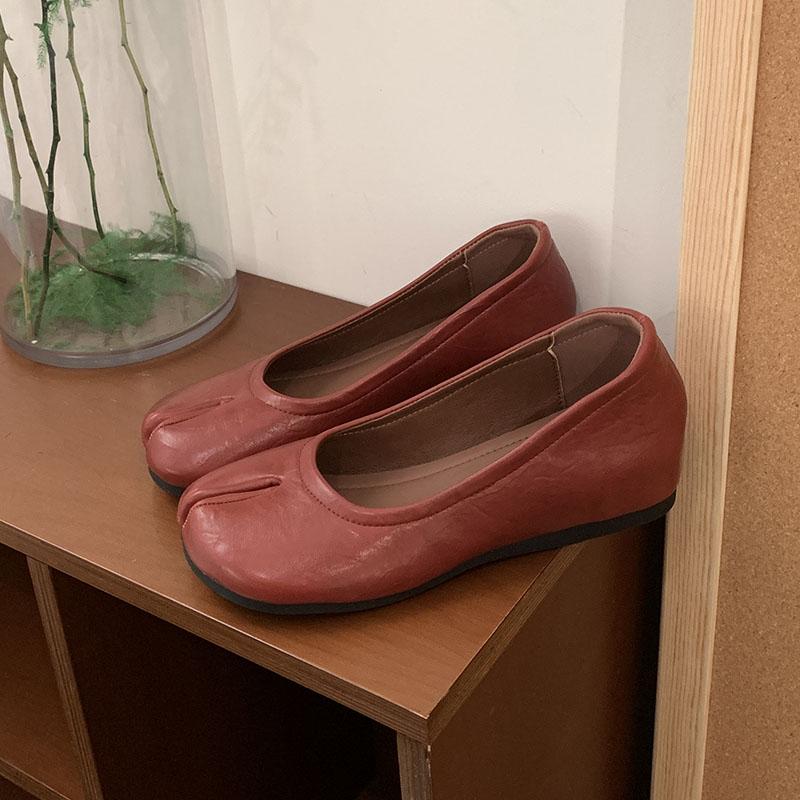 

Мода Мода Странный Носок Женские Туфли Лодочки На Плоской Подошве С Увеличением Роста Женская Мягкая Обувь Женские Балетки Слипоны 35 красный