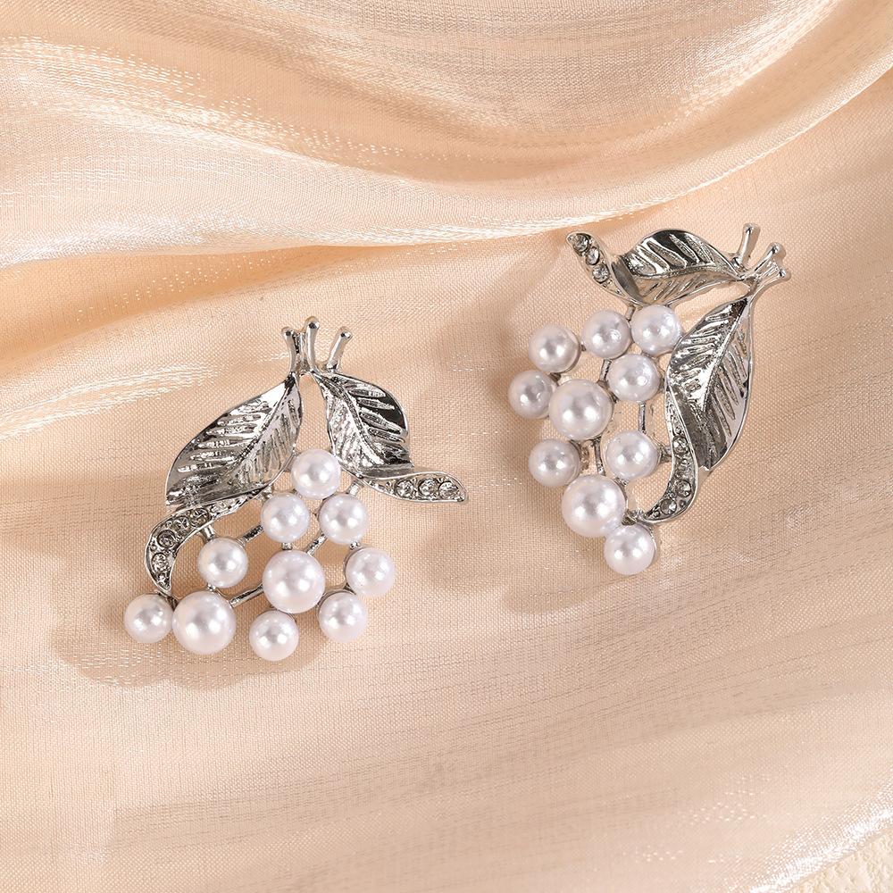 Французские Ретро Серьги с Листьями, Виноградом и Жемчугом Женские Высококачественные Легкая Роскошь Нишевые Серьги Модные Креативные Серьги