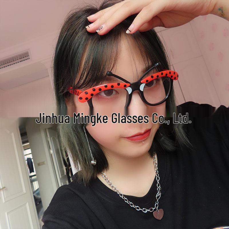 Personalisierte Cartoon-Sonnenbrillen für Abschluss- und Geburtstagsfeiern