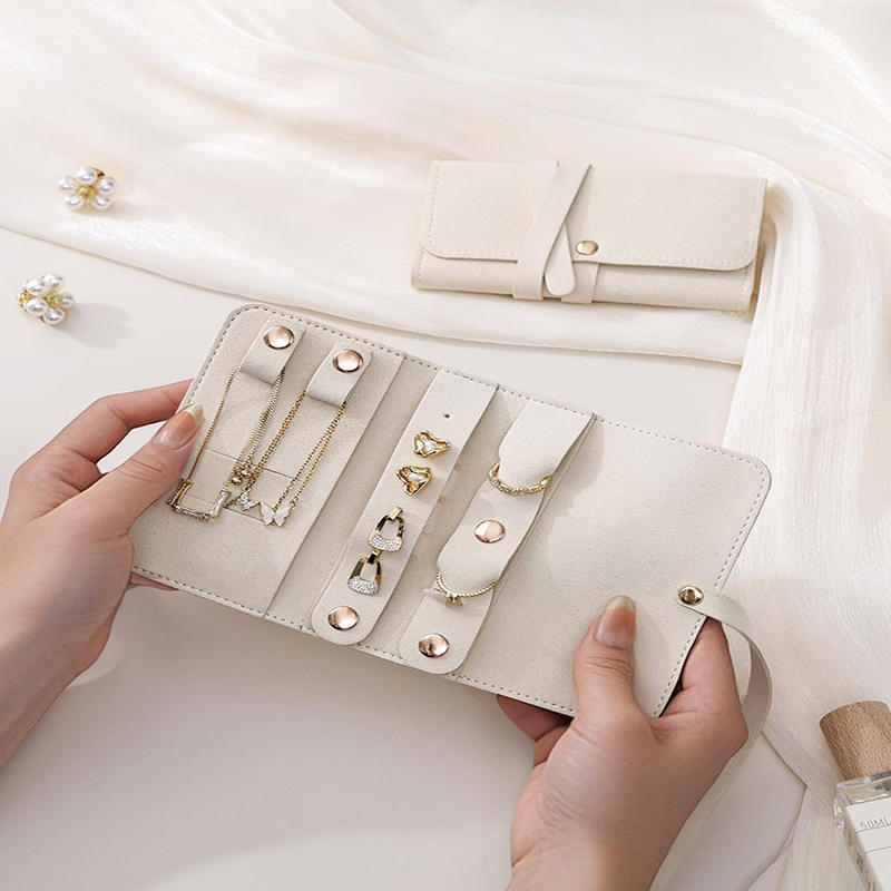 Fashion Women Leather Travel Jewelry Organizer Bag Portable Compact Case for Necklace Earring Ring Storage