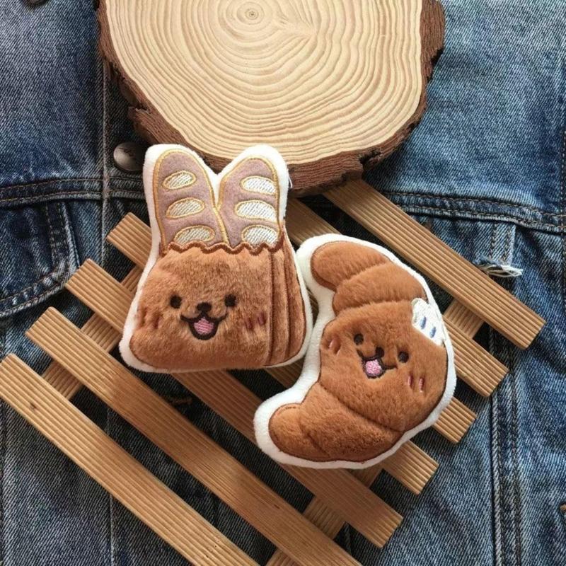 Engaging Dog Plush Squeaky Toy with Builtin Sound Maker Playtimes Interaction Indoor Entertainment Activity Toy