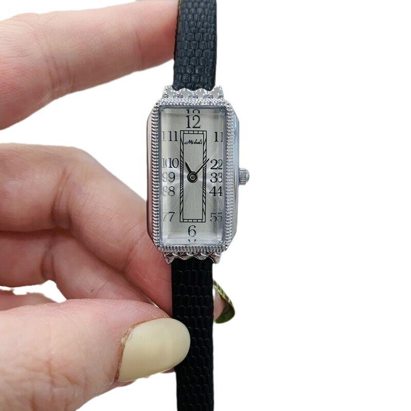 The Watch Is Small, Fine Leather, Genuine Leather Strap, Square, Small, Clear, Light Luxury, Niche Women'S Watch, Small Plate.