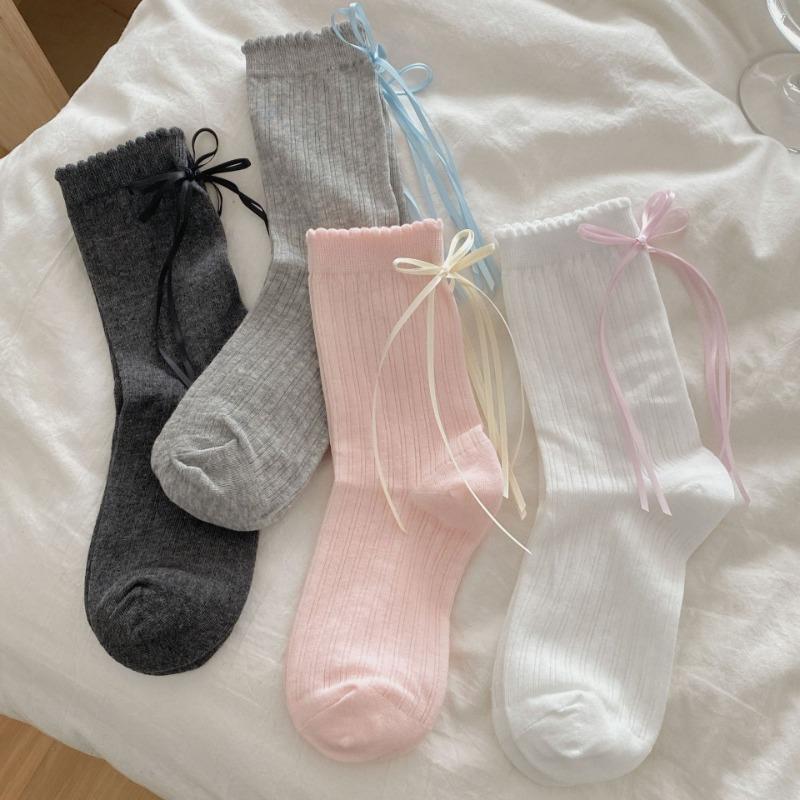 

Mid-calf Socks for Women with Spring and Summer Ties and Bows. Mid-calf Socks for Cute Girls. Lace Cotton Pile Socks for Women 1 pair темно-сірий