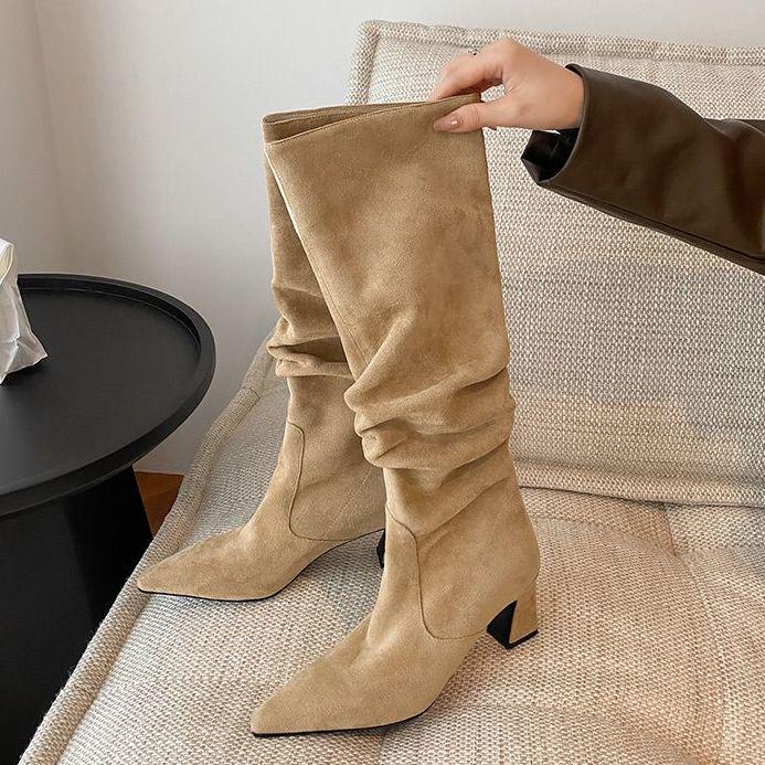 

2025 Осень/Зима Стиль Пустоши Черные Замшевые Сапоги до Высокого Голенища на Устойчивом Каблуке с Острым Носком 39 светло-коричневого