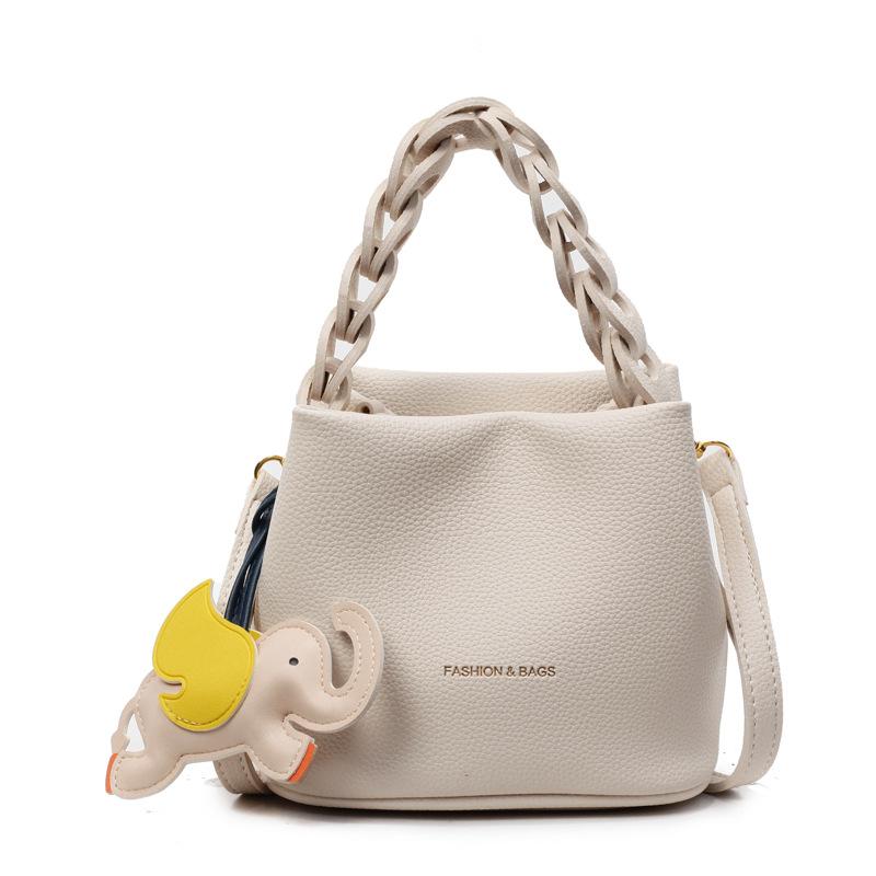 New product simple style texture fashionable portable bucket bag femininity commuting versatile casual PU messenger bag