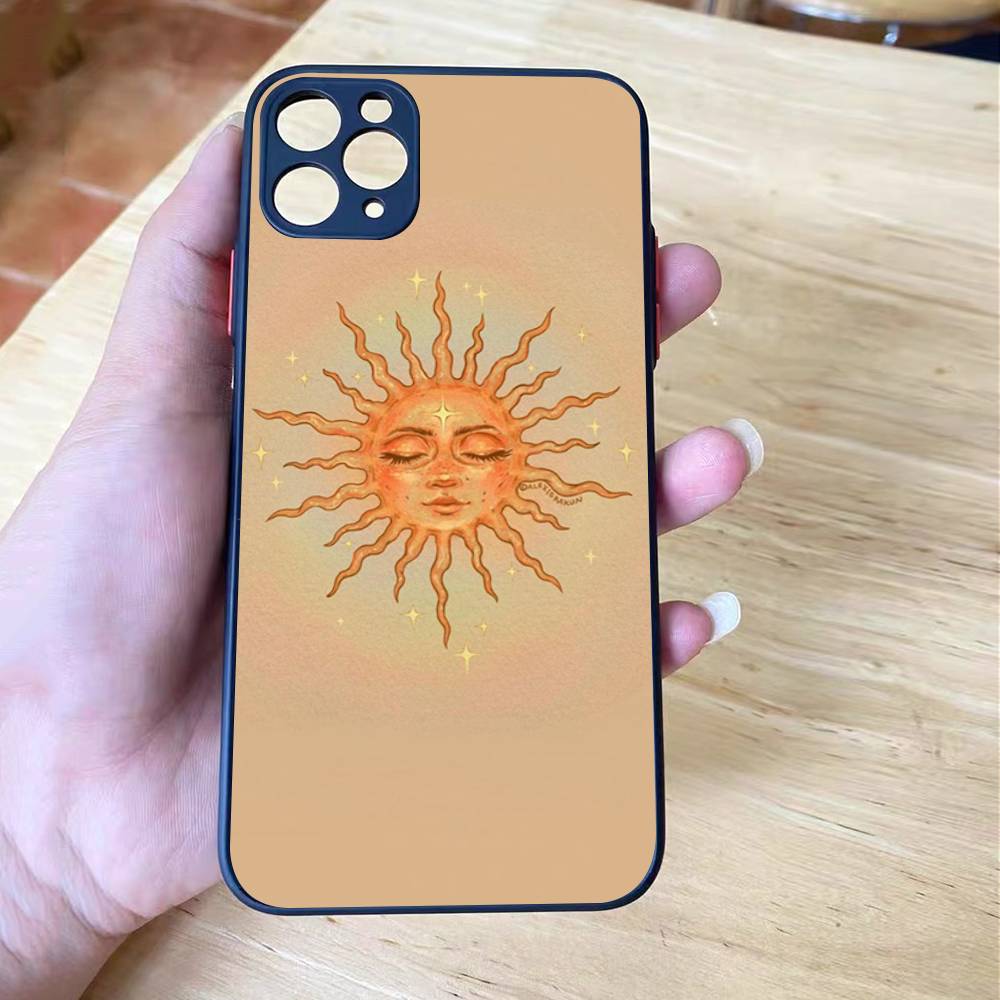 Retro Tarot Sun Moon Stars frosted Shockproof For iPhone 16 15 11 12 13 14 Pro Max X XSMAX Mini Phone Case