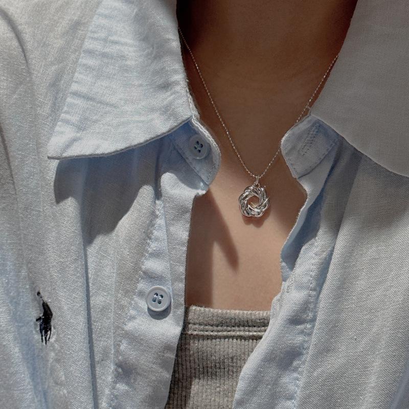 S925 Sterling Silver Niche Design Croissant Simple Necklace Wind Blogger Collarbone Chain