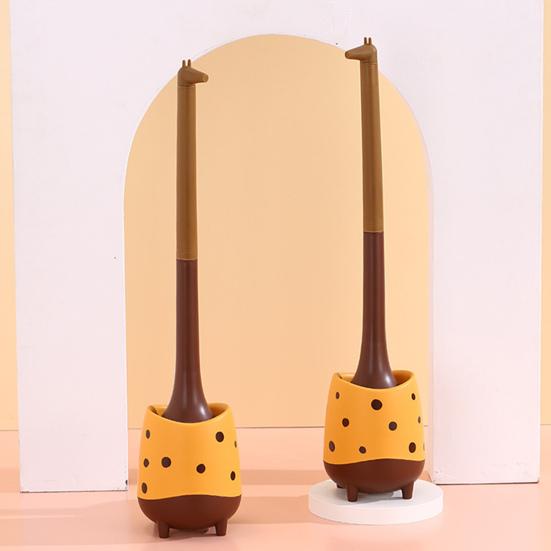 Unique Lovely PP Material Bathroom Cleaning Brush Giraffe Design Dorm Supplies