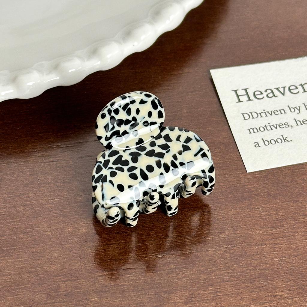 Mini Handcrafted Unique Hair Claws In Stylish Patterns For Womens Fashion And Wear Casual