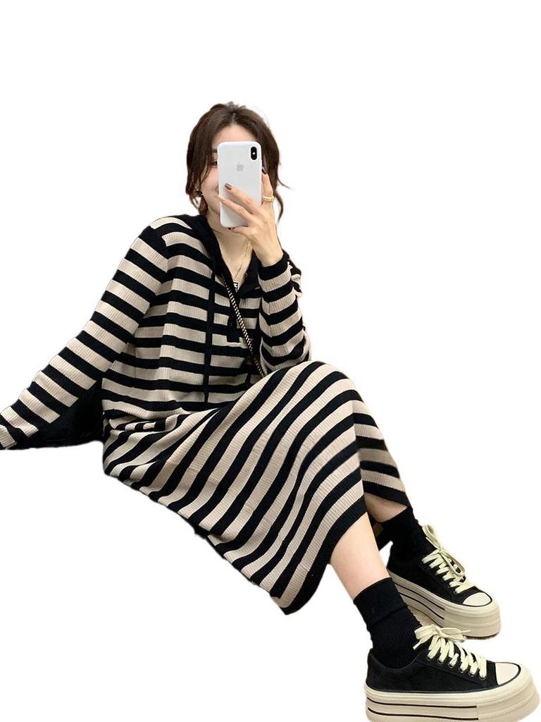 Women's French Retro Striped Wool Knit Hooded Dress - Casual, Loose, Autumn/Winter Fashion