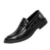 2025 Male New formal leather Shoes Men Business Wedding Shoe British soft soled trendy shoes Breathable lazy lightweight Loafers
