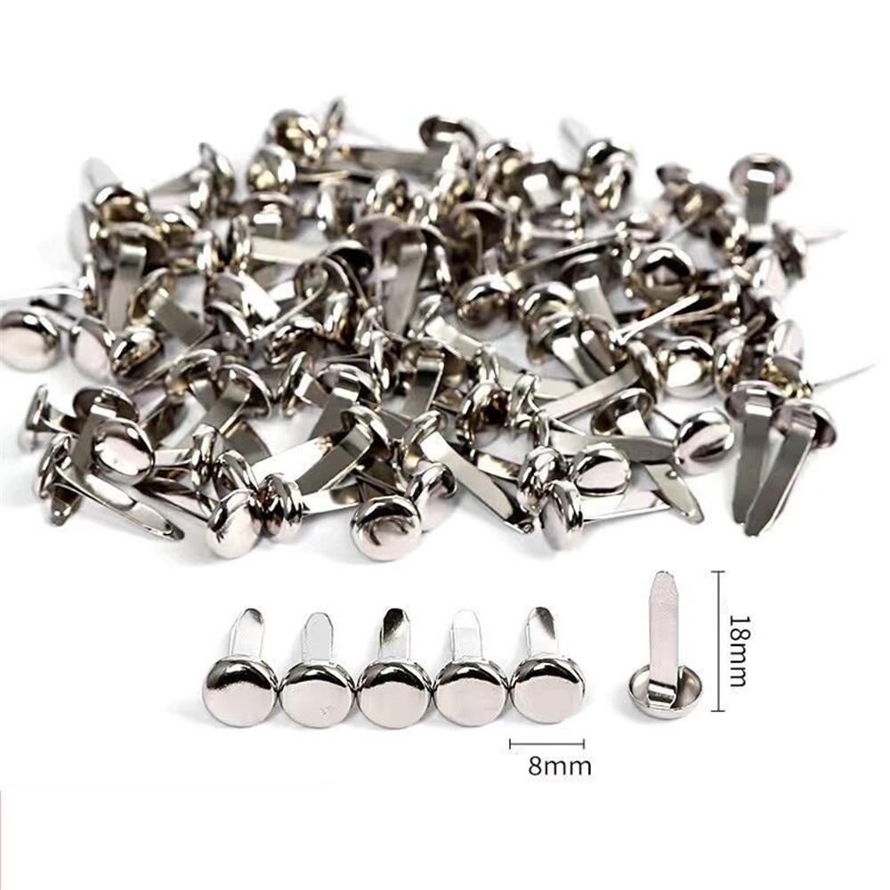 

100 шплинтов, шплинты для украшения фотоальбома, мини-металлические скрепки для бумаги, 8 мм × 17 мм, подходят для бумажного ремесла своими руками и штампинга коллажа. 100pcs серебряный