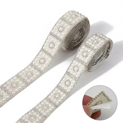 Faux Perlen Strassband 1 Yard Selbstklebendes Dekoratives Band Elegantes Weißes Faux Perlen Akzentband für Kleidung Schuhe Handy DIY Bastelarbeiten
