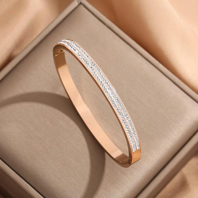 Bracelet Girls Niche Titanium Steel Jewelry Premium Sense Ins Wind Nail Opening Jewelry