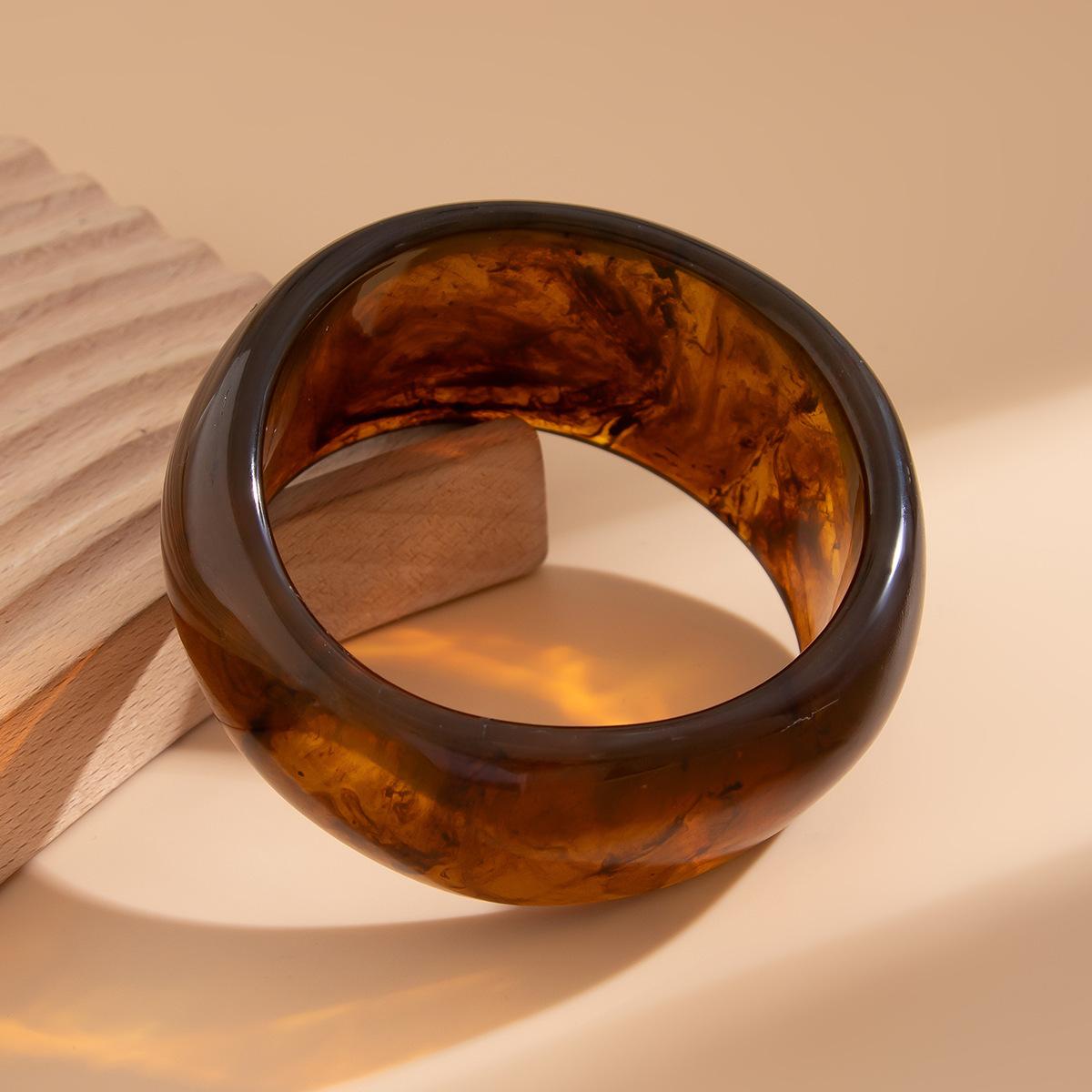 Exaggerated Wind Irregular Resin Wide Bracelet, Personalized Design Sense Geometric Smudge Coffee Bracelet