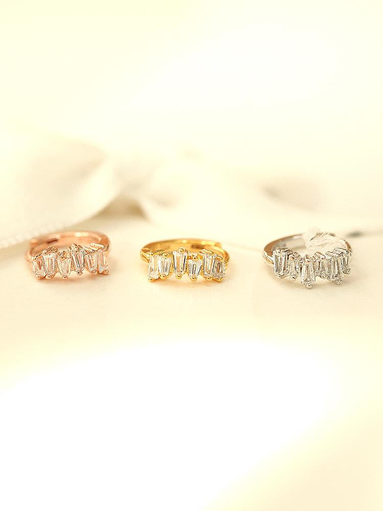 Minimalpiercing 925 Gold Point Cubic One-Touch Ring Piercing Earrings